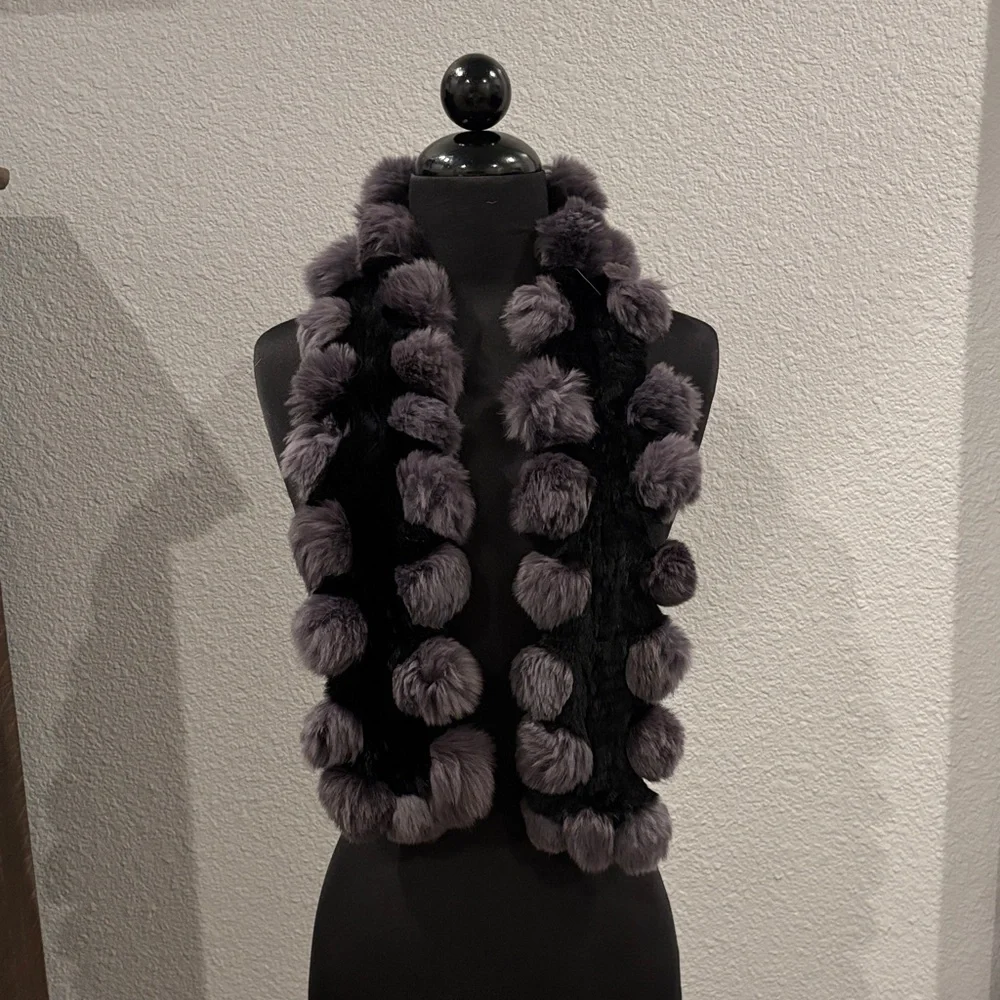 Rabbit Fur Pom-Pom Scarf | 42” Long | Like New‎